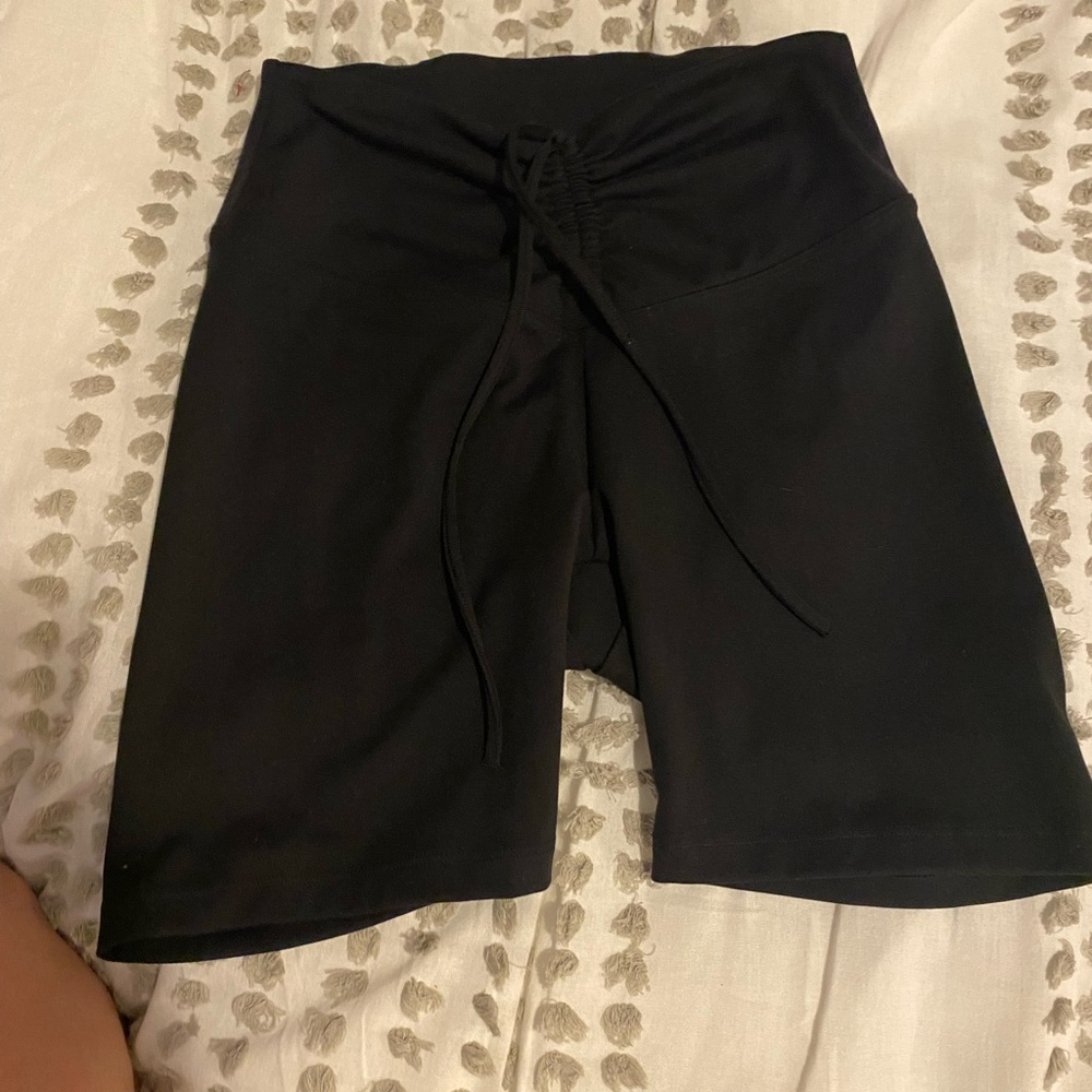 Black VS biker shorts, ruched & tie in front, NWT